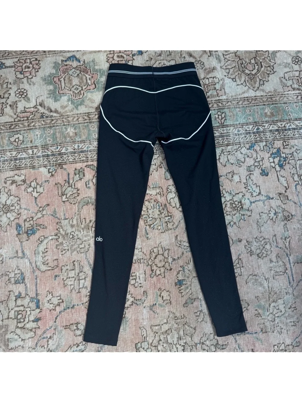 ALO Yoga Black Set with White Piping — Sports Bra & Leggings